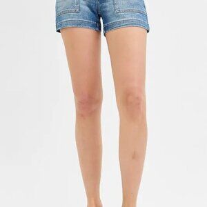Hazel Blues® | RISEN Low Rise Patched Pocket Shorts